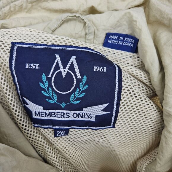 Vintage Members Only Jacket Mens 2XL Retro Rain Windbreaker Tan Vented - Picture 13 of 14